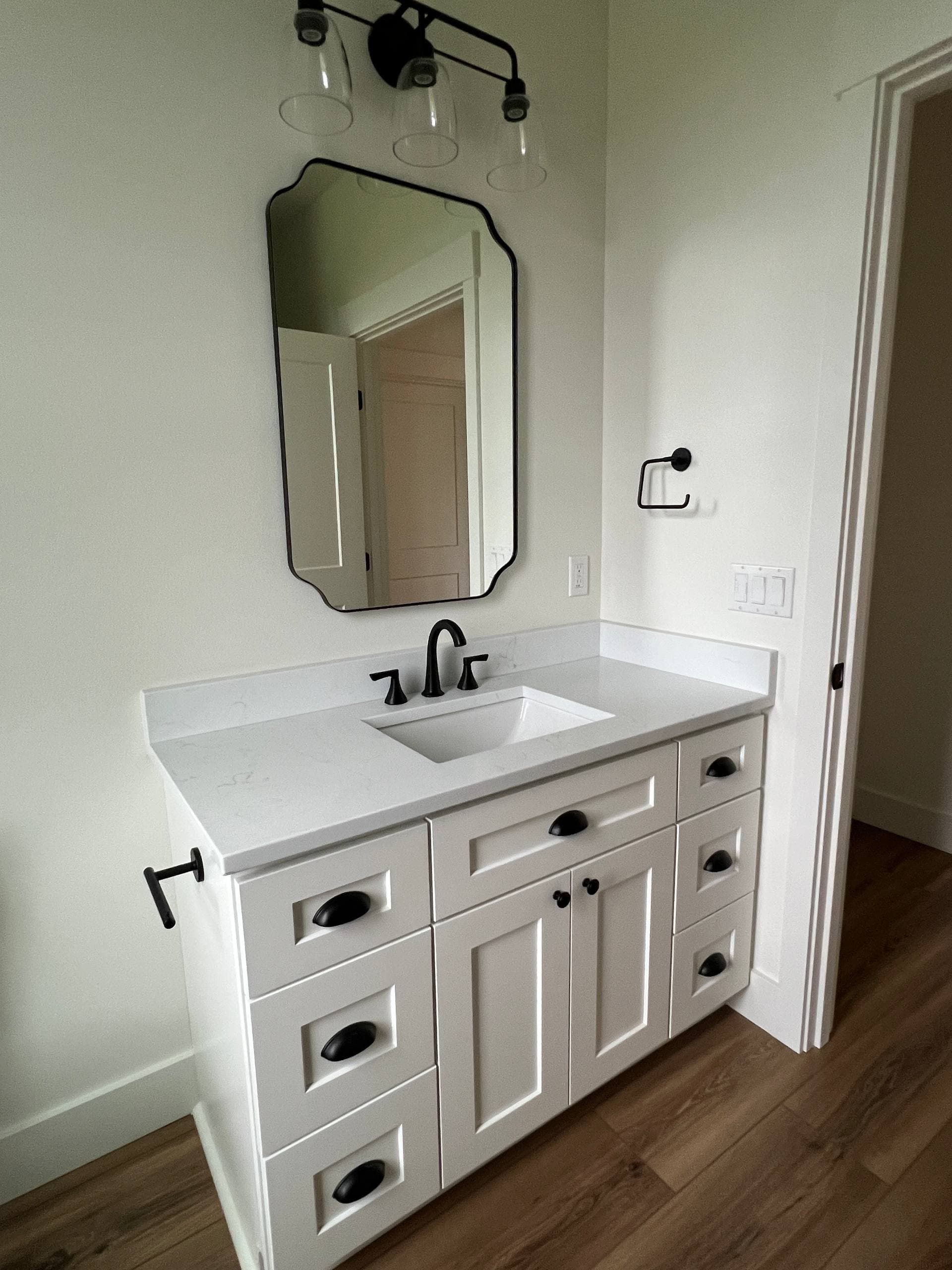 Master suite bathroom